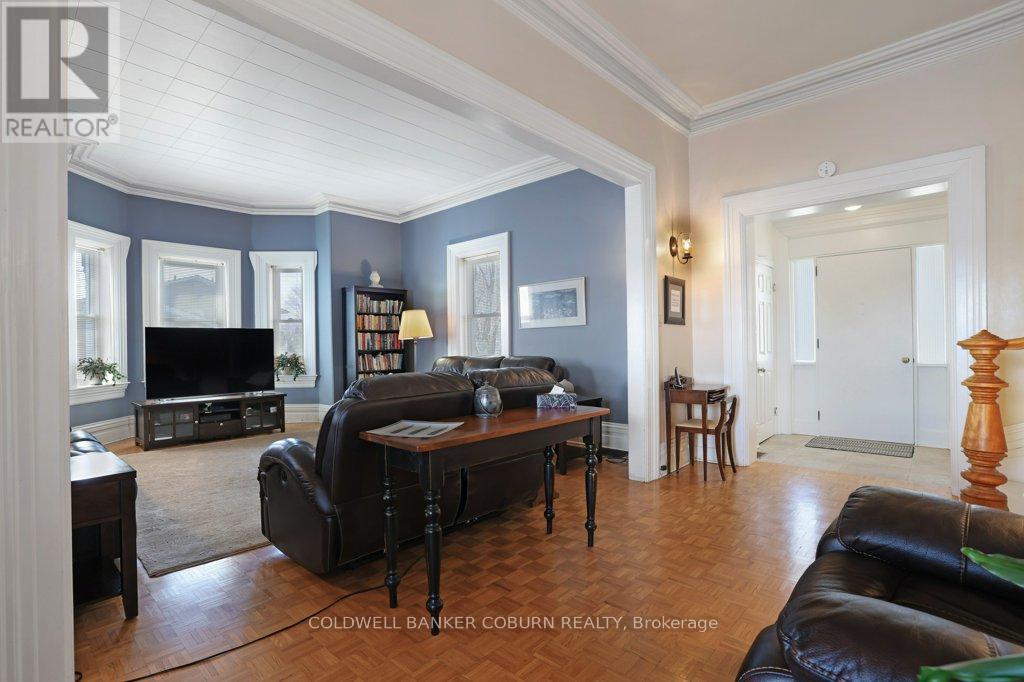 81 Lakeshore Drive Property Photo 8