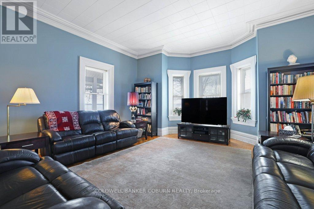81 Lakeshore Drive Property Photo 9