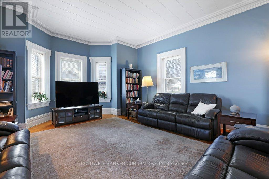 81 Lakeshore Drive Property Photo 10
