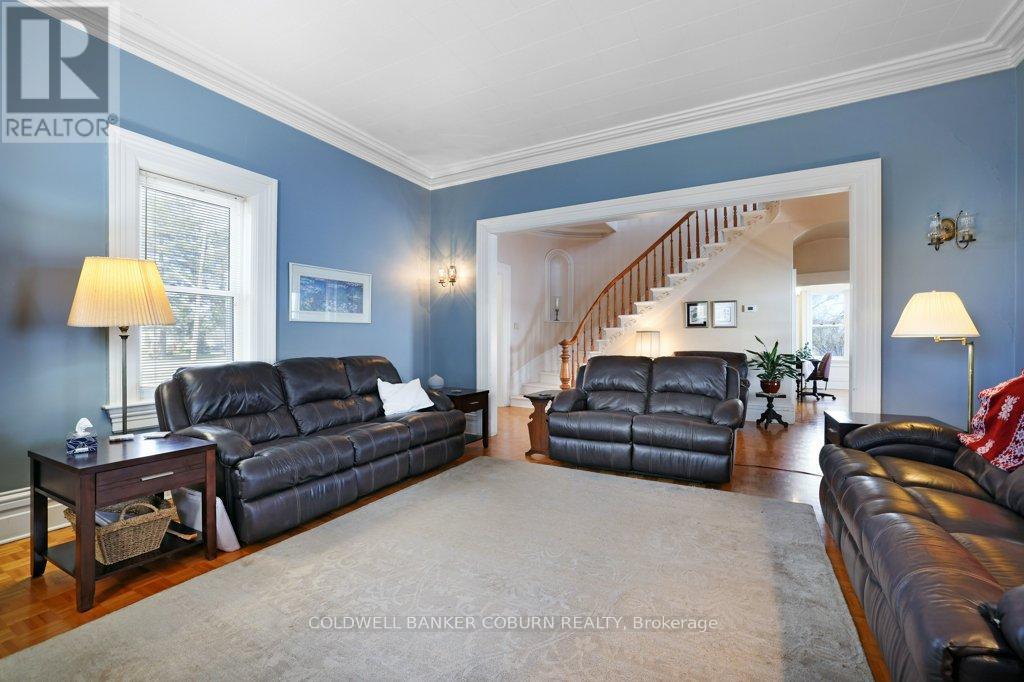 81 Lakeshore Drive Property Photo 11