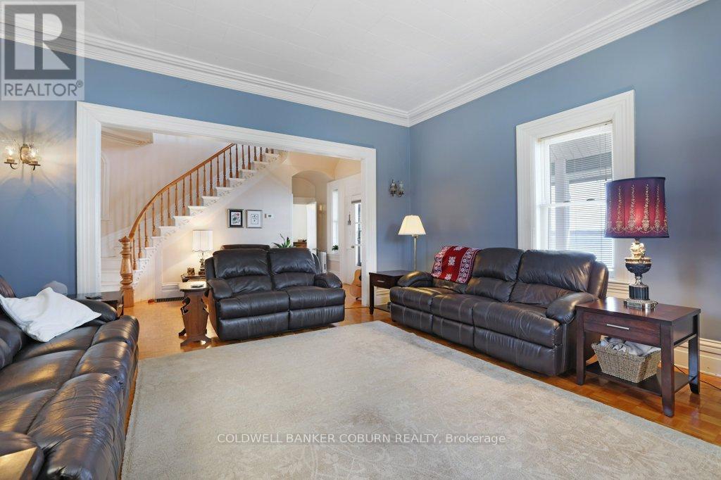 81 Lakeshore Drive Property Photo 12