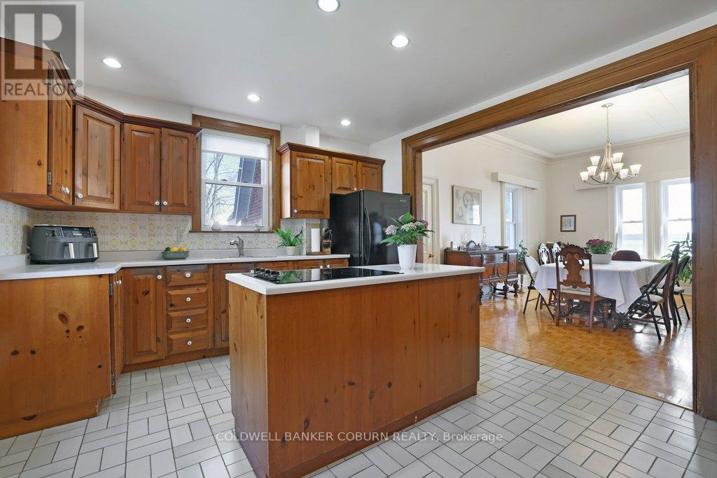 81 Lakeshore Drive Property Photo 13