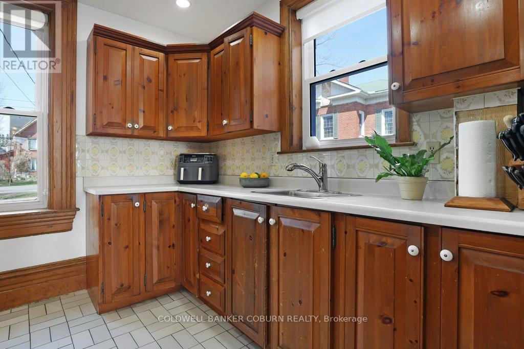 81 Lakeshore Drive Property Photo 15