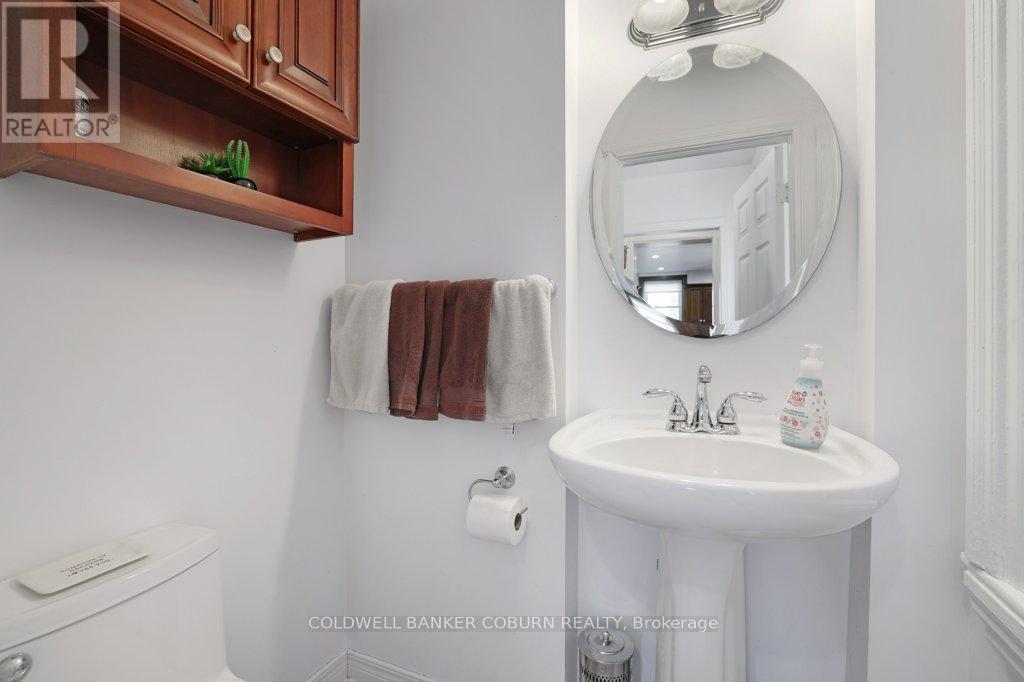81 Lakeshore Drive Property Photo 21