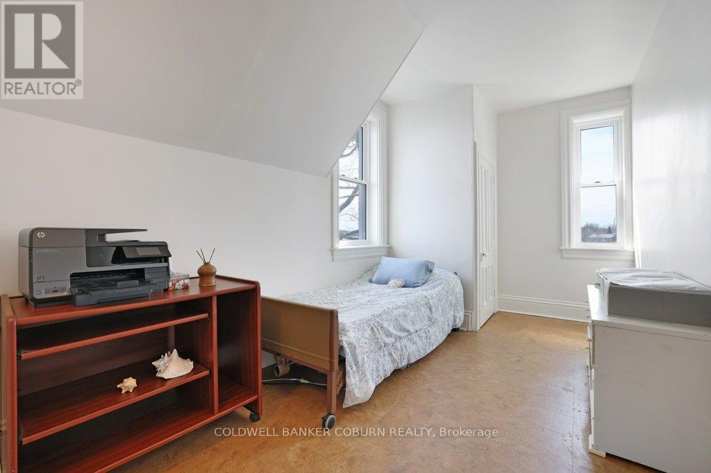81 Lakeshore Drive Property Photo 25