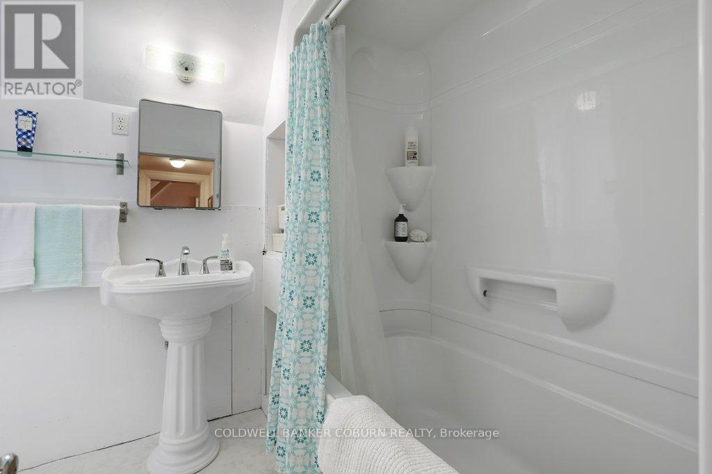 81 Lakeshore Drive Property Photo 29