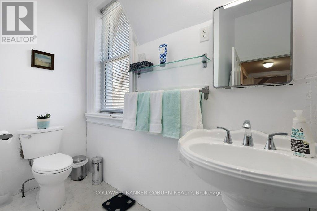 81 Lakeshore Drive Property Photo 30