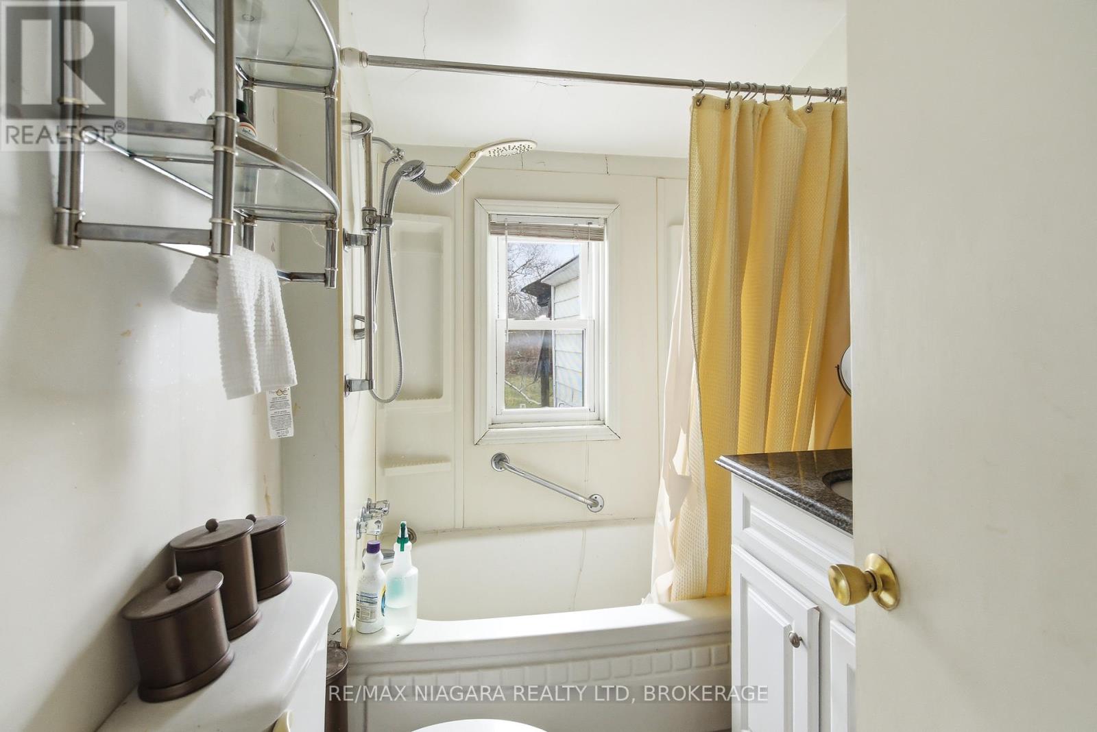 8356 Oakwood Drive Property Photo 17