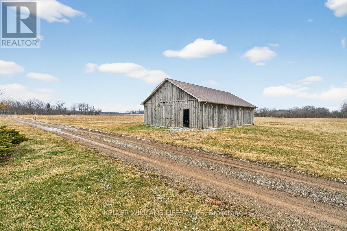 25728 Mcmurchy Line Property Photo 4