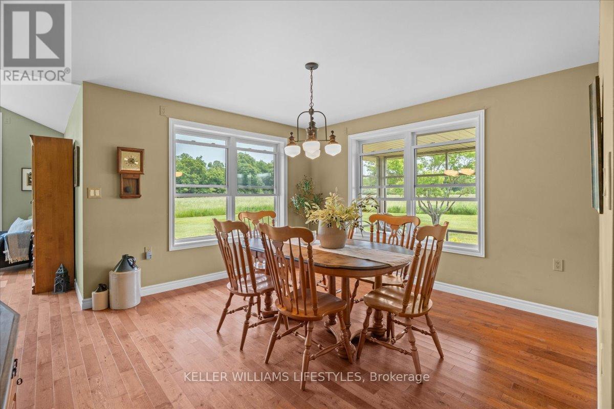 25728 Mcmurchy Line Property Photo 8