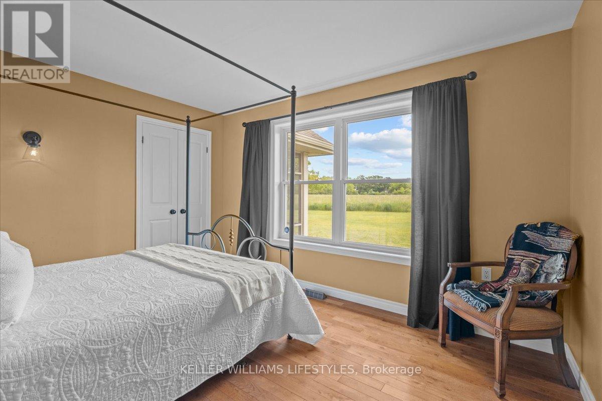 25728 Mcmurchy Line Property Photo 16