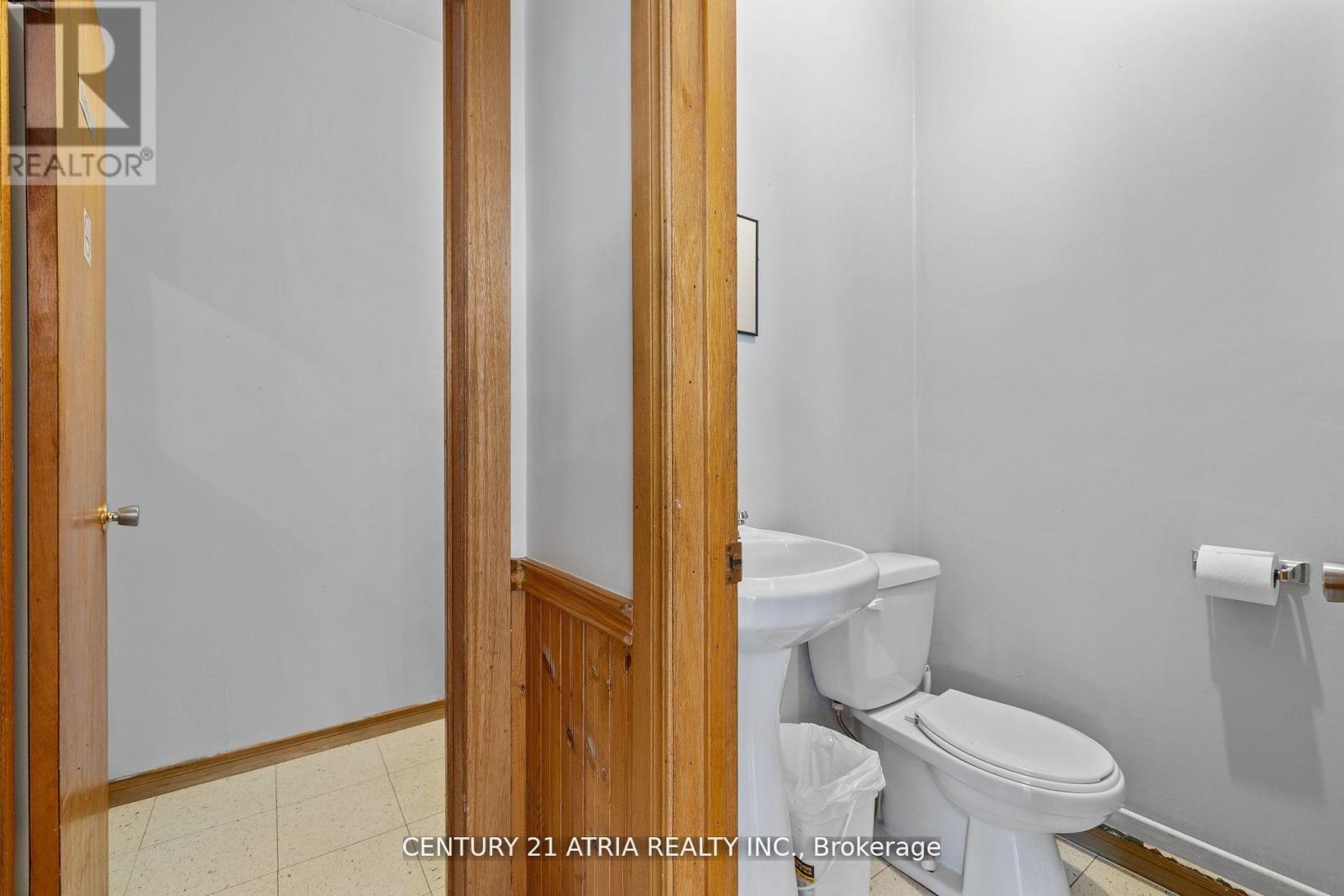 81 London Road Property Photo 9
