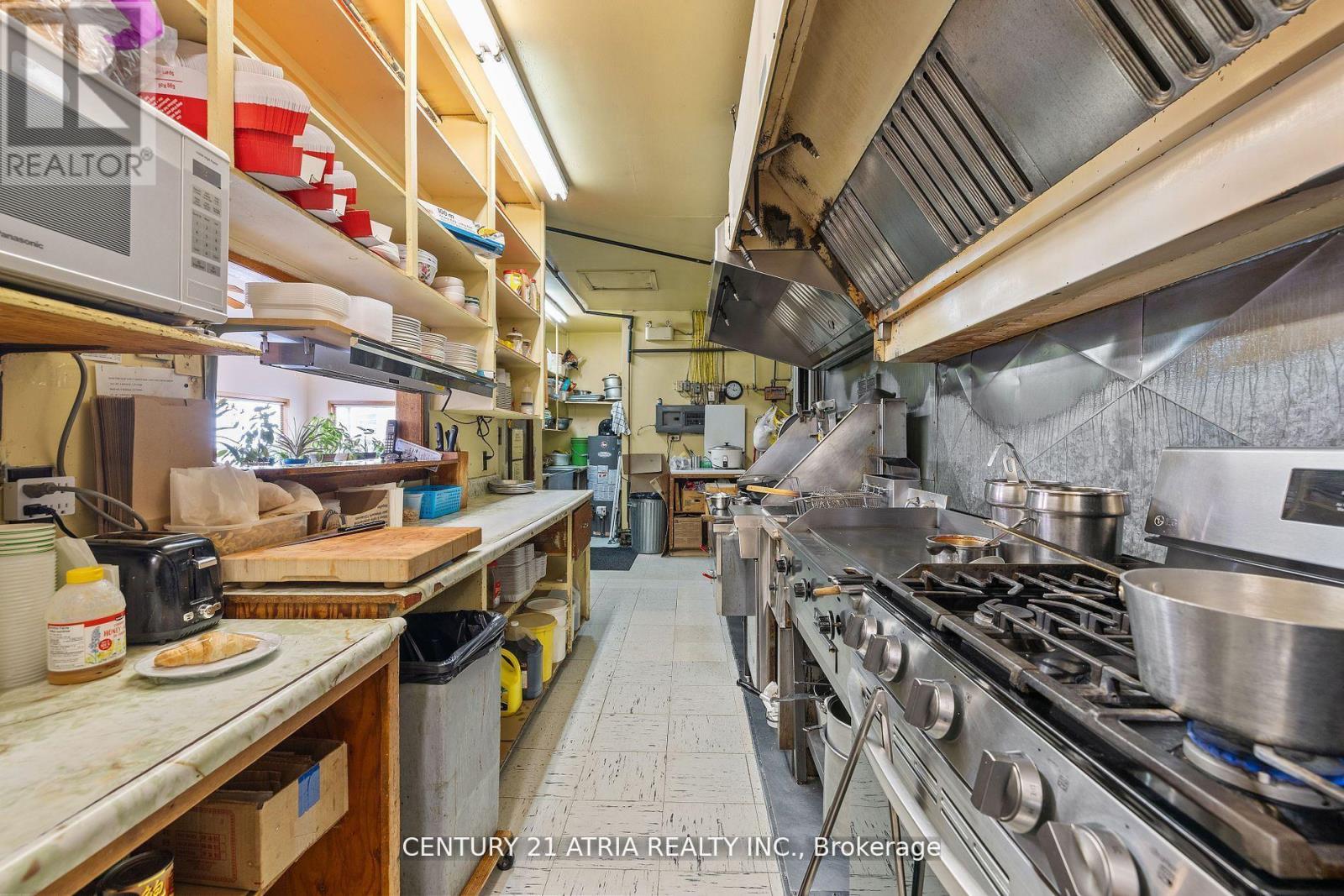 81 London Road Property Photo 13