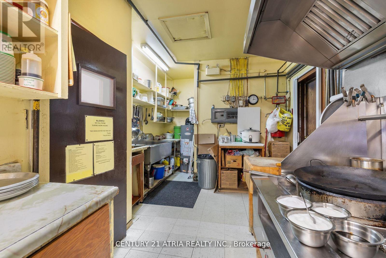 81 London Road Property Photo 14