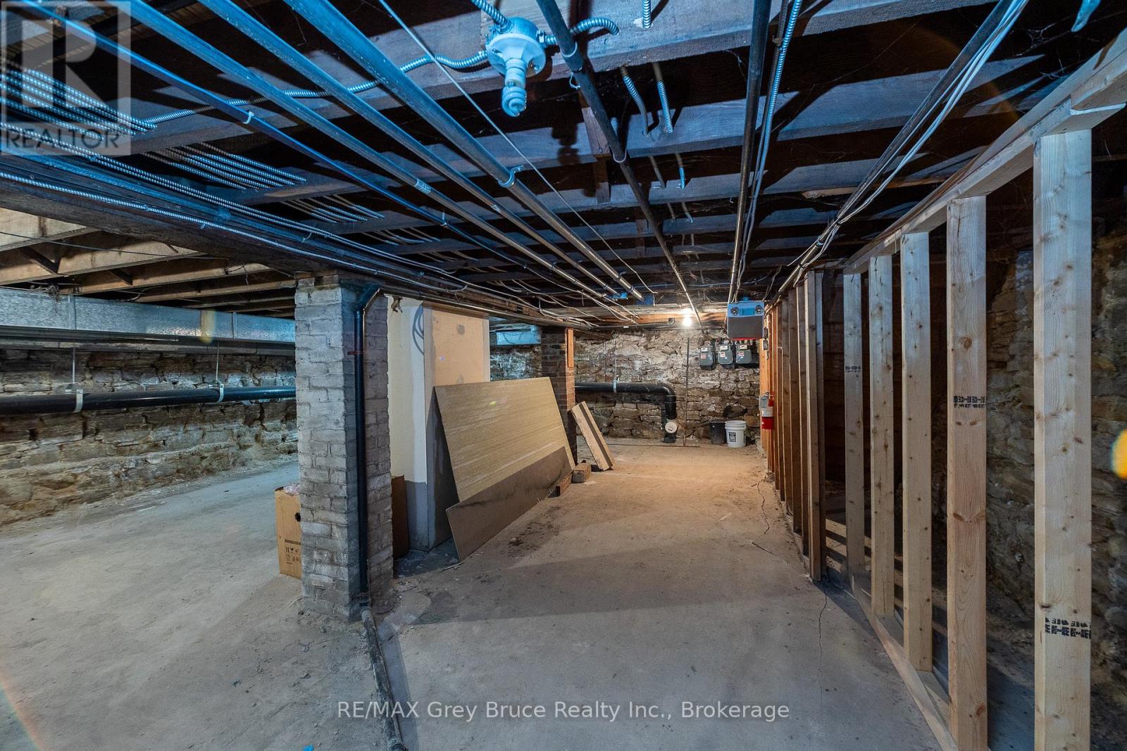 827 2nd Avenue E Property Photo 31