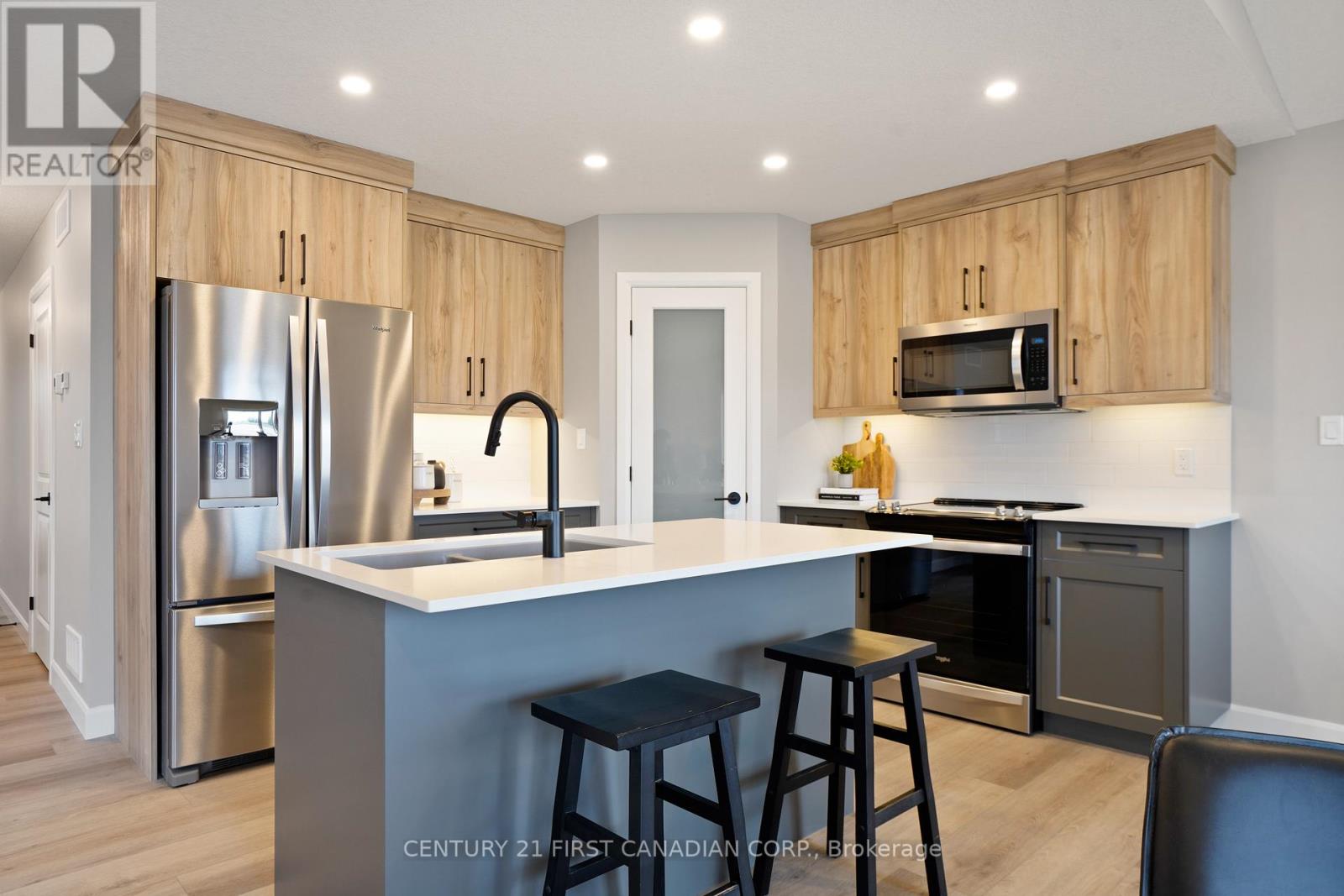 127 Addison Avenue Property Photo 14