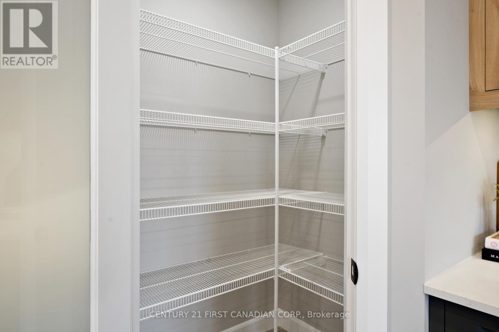 127 Addison Avenue Property Photo 21