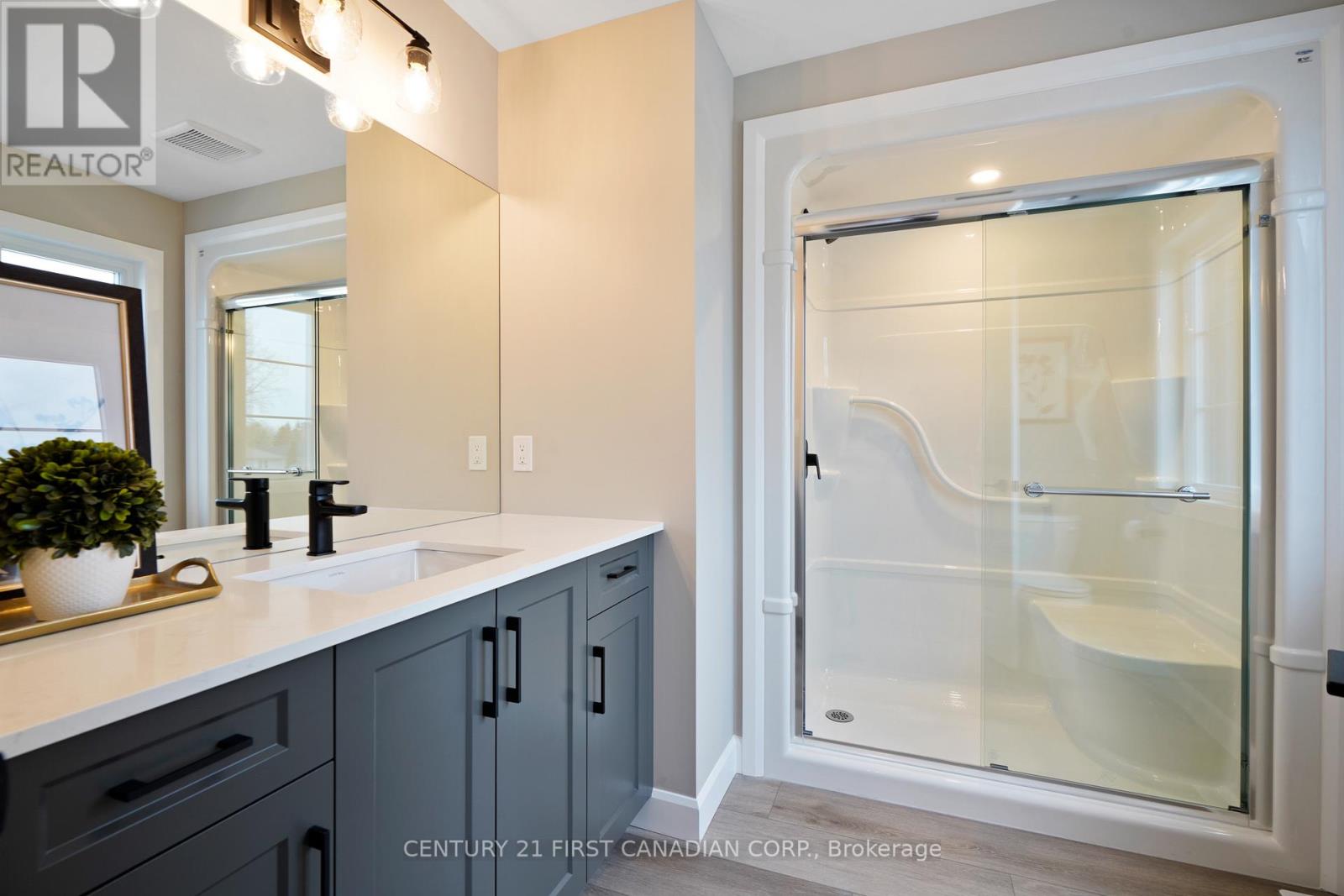 127 Addison Avenue Property Photo 31