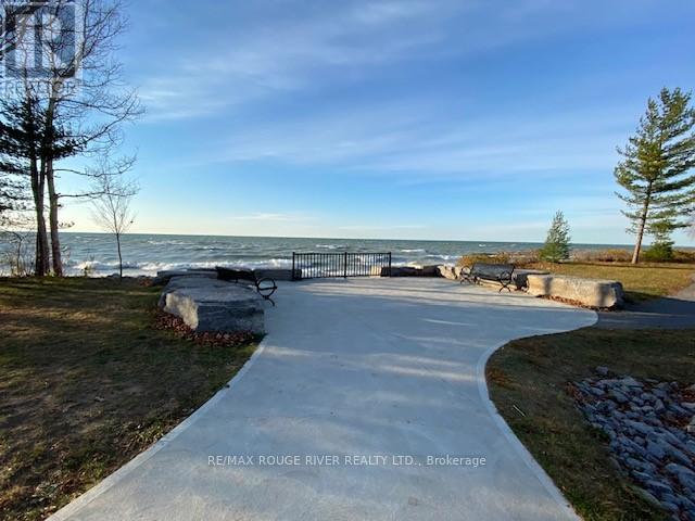 207 Suzanne Mess Boulevard Property Photo 8