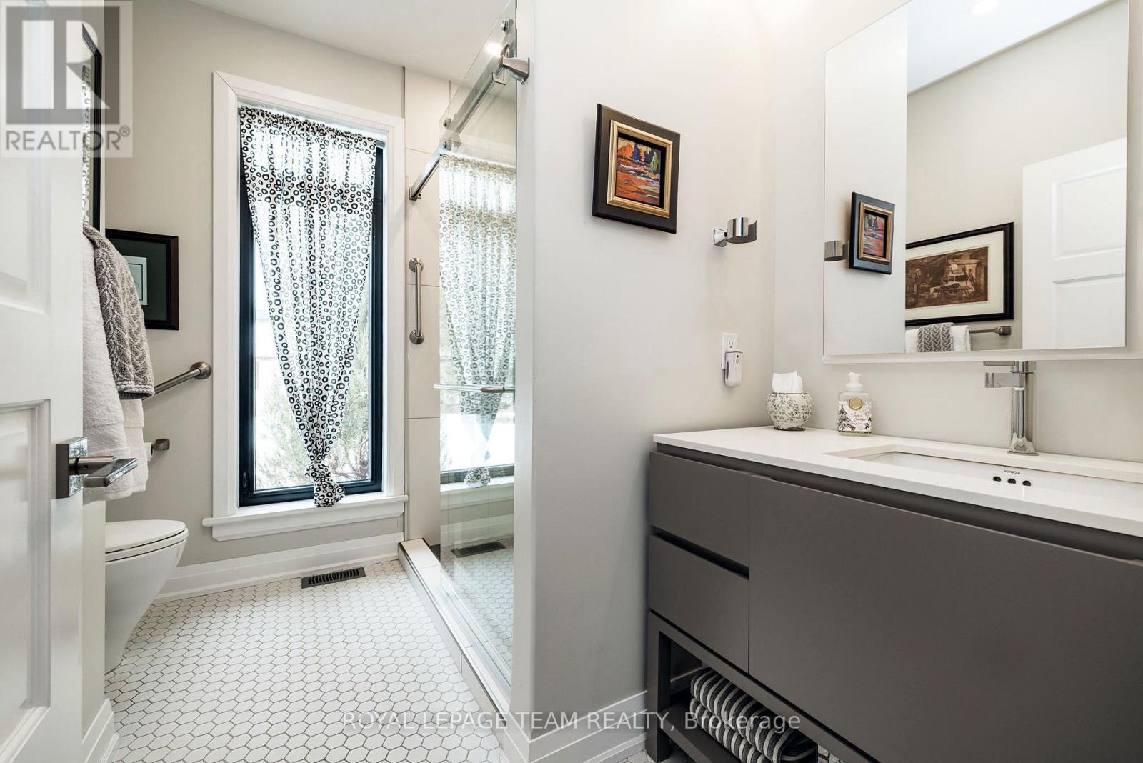 28 George Street Property Photo 20