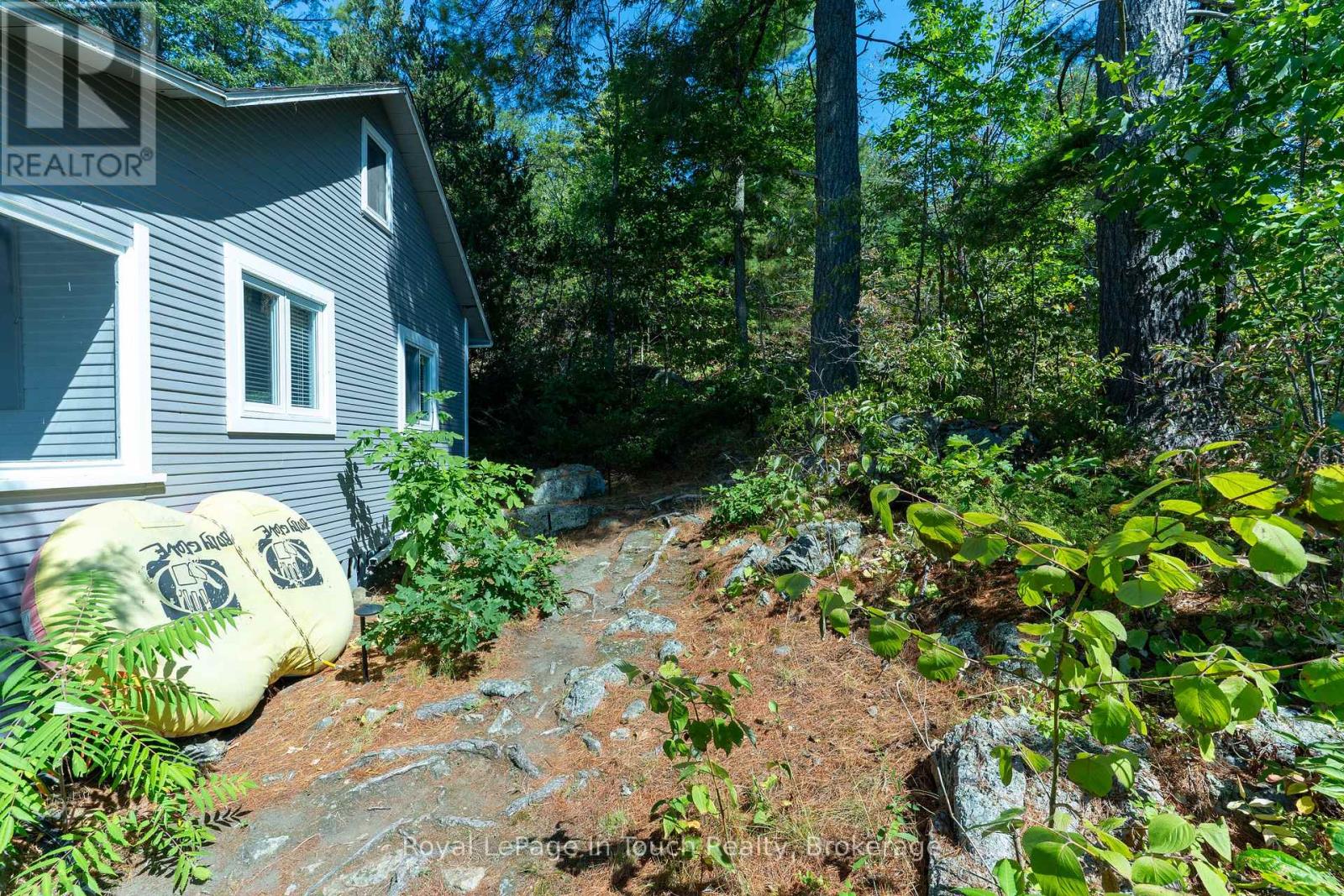 13182 Georgian Bay Shore Property Photo 28