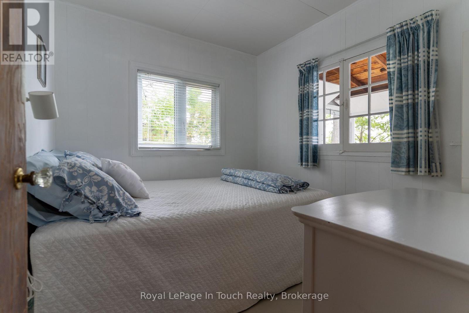13182 Georgian Bay Shore Property Photo 35