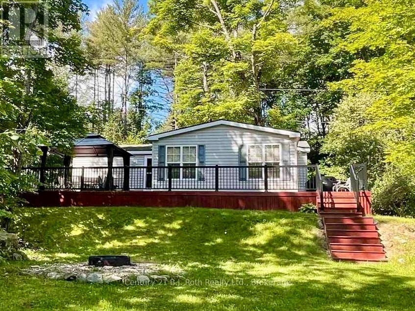 439 Springwater Crescent Property Photo 1