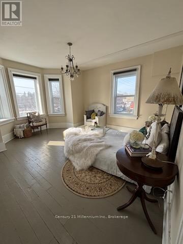 117 Durham Street S Property Photo 10