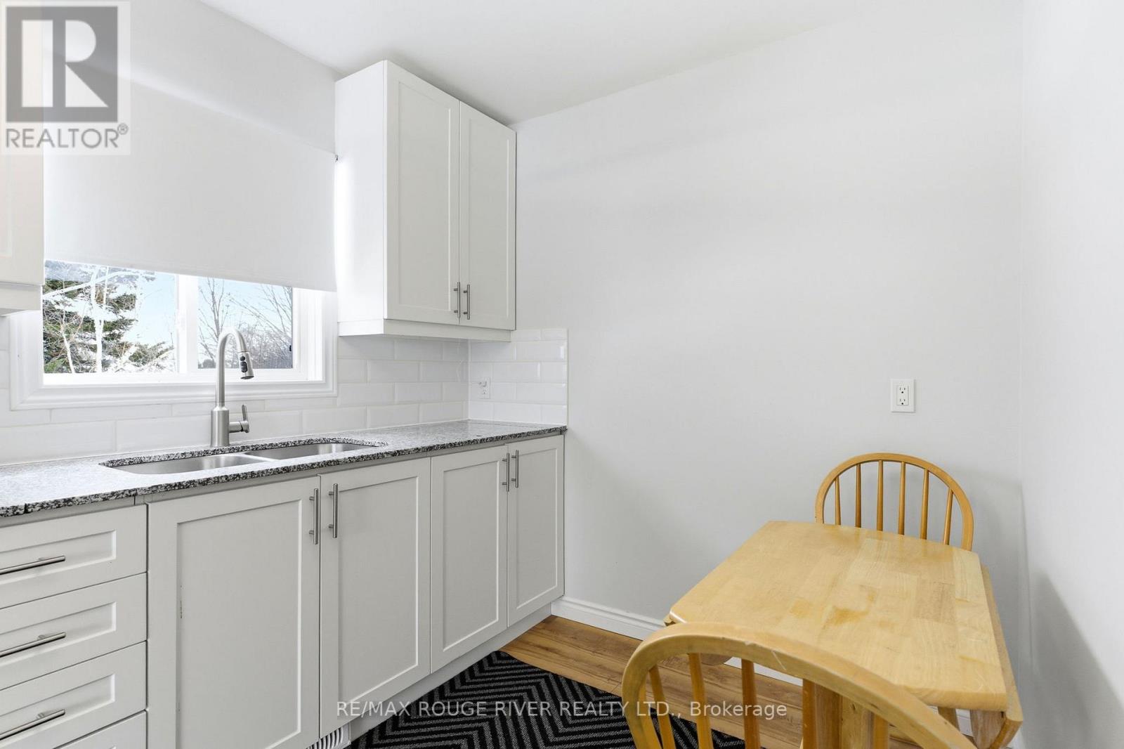 9 Cedar Street Property Photo 21