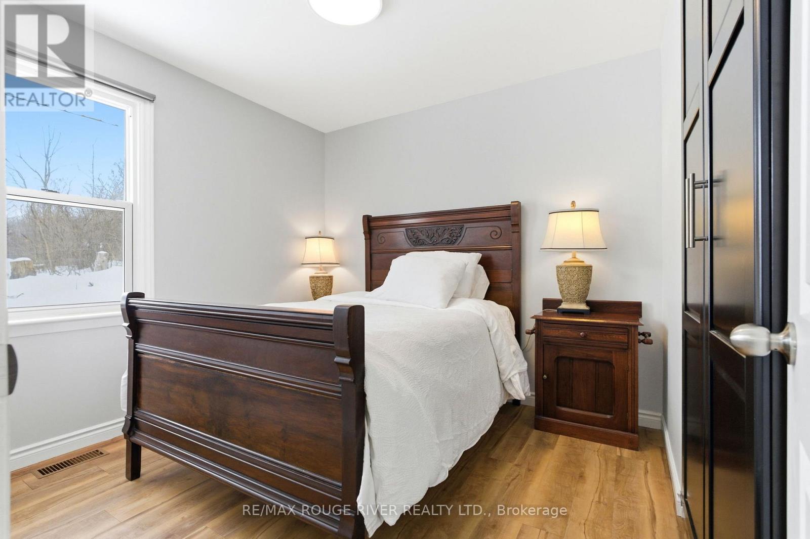 9 Cedar Street Property Photo 25