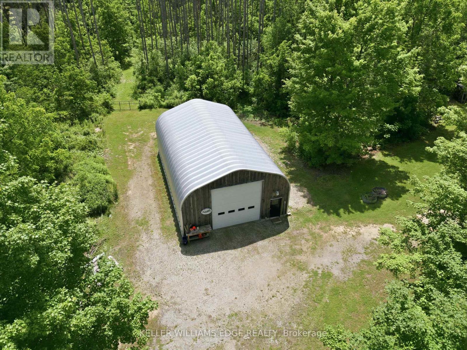 484 11th Concession Road E Property Photo 3