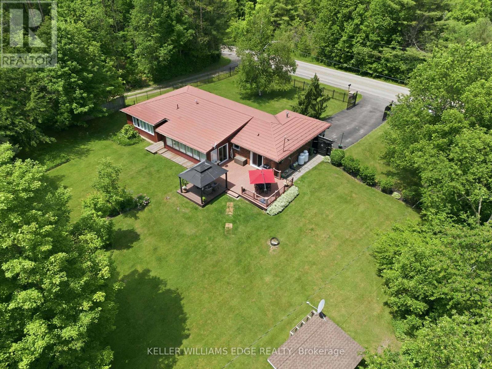 484 11th Concession Road E Property Photo 49