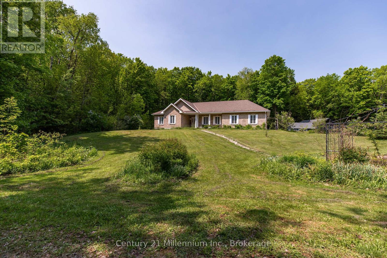 215319 Concession 4 Property Photo 1