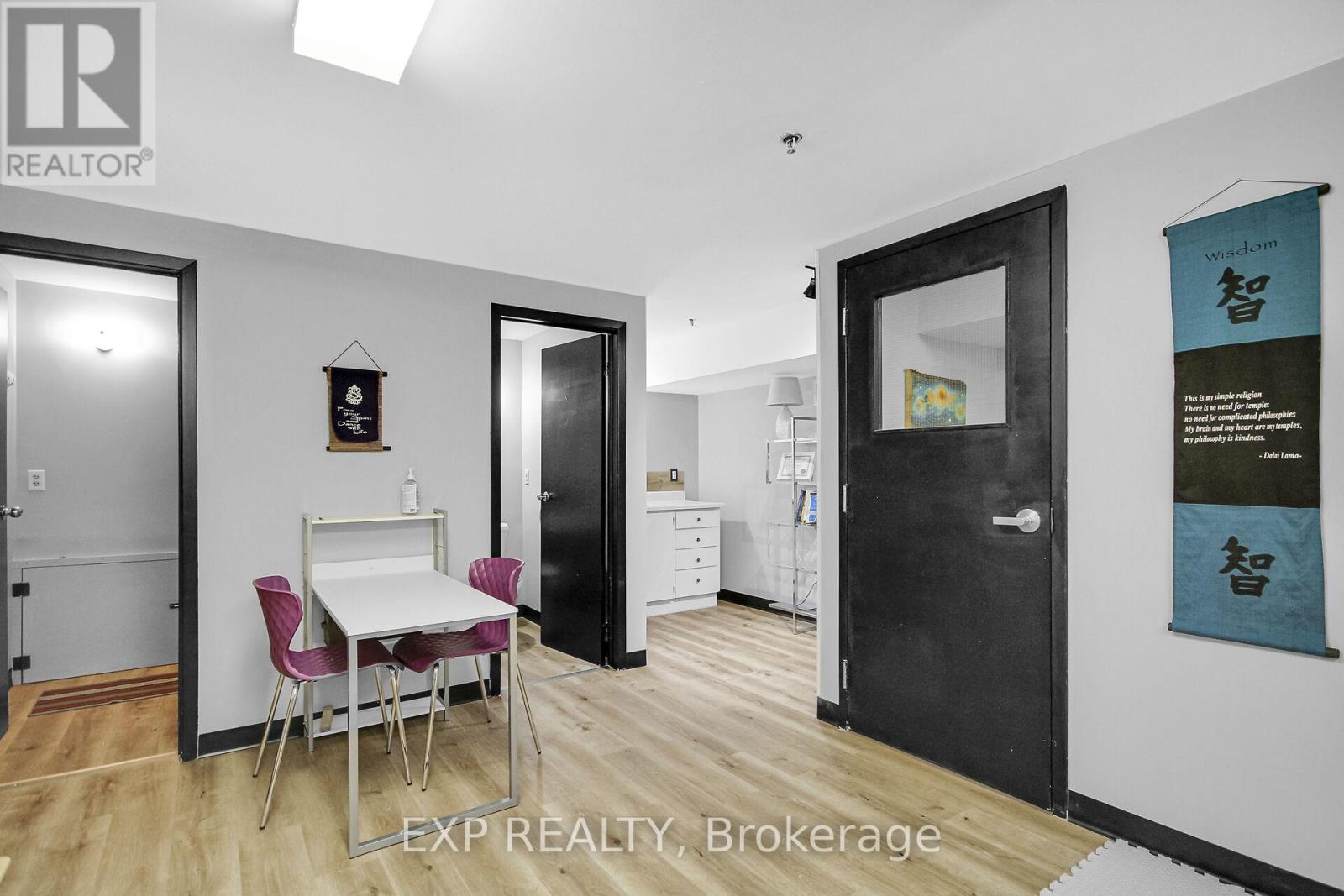 12 Maple Avenue Property Photo 9