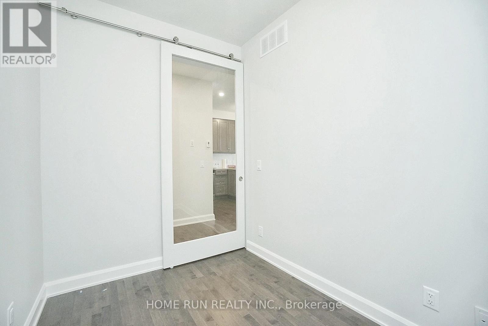 203 - 170 Boundstone Way Property Photo 9