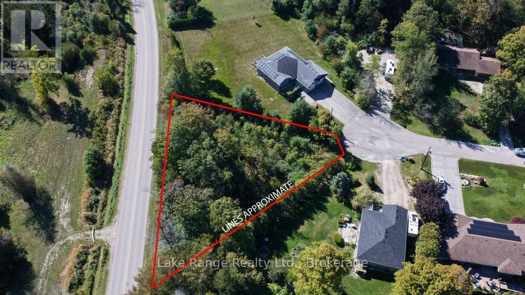 121 ONANDAGO PLACE Property Photo 1