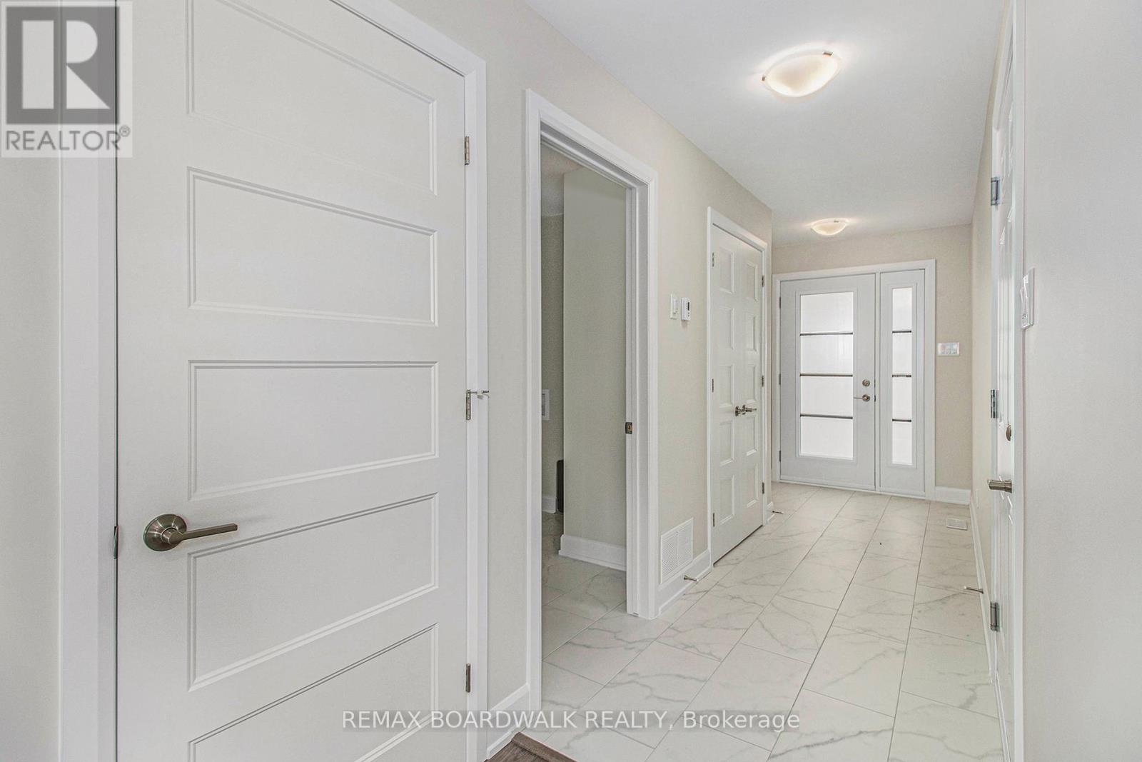 1145 Montblanc Crescent Property Photo 2