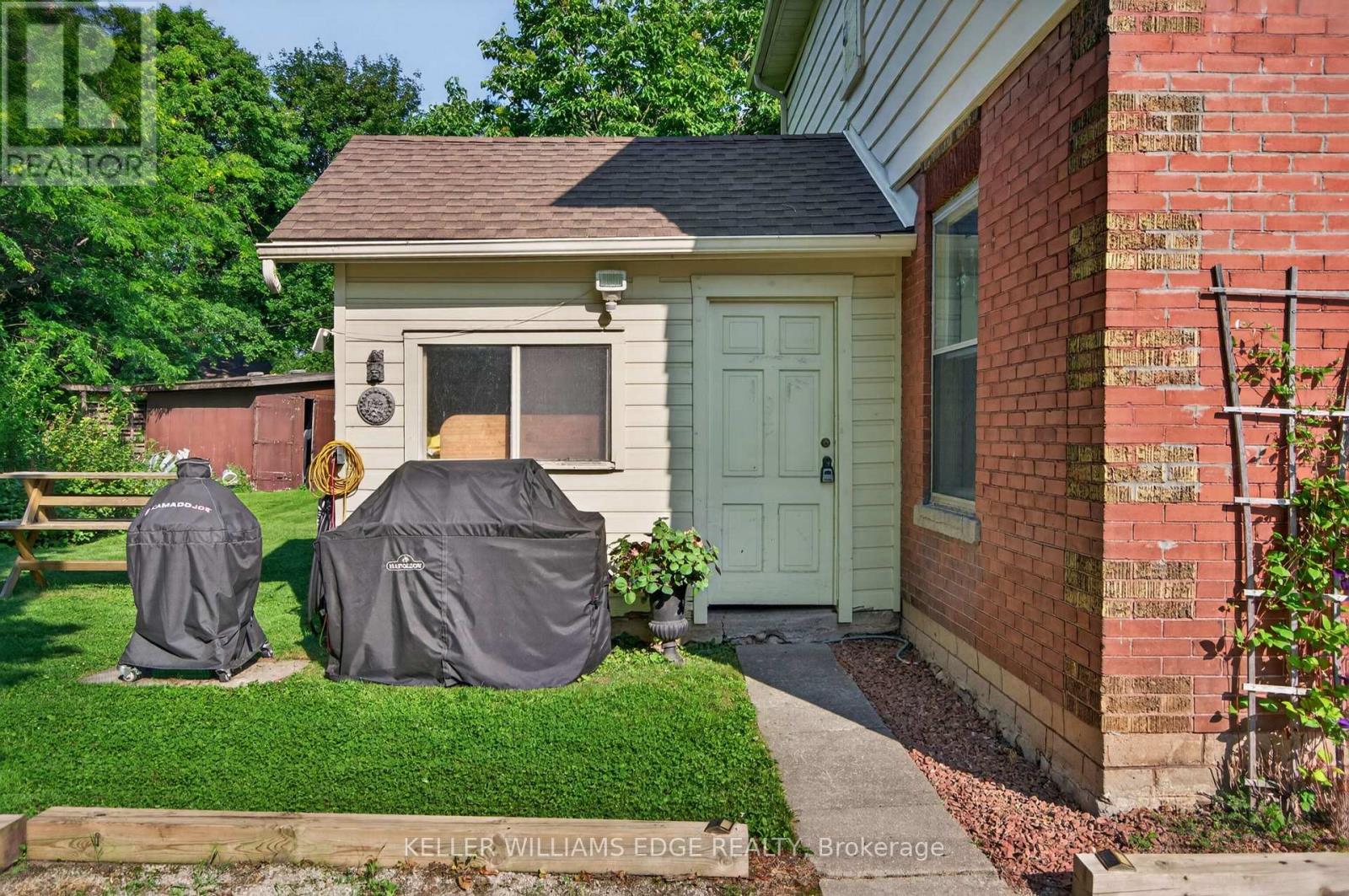 113 Freelton Road Property Photo 31