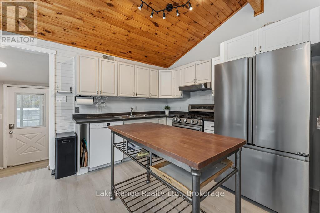 3 Cathcart Street Property Photo 8