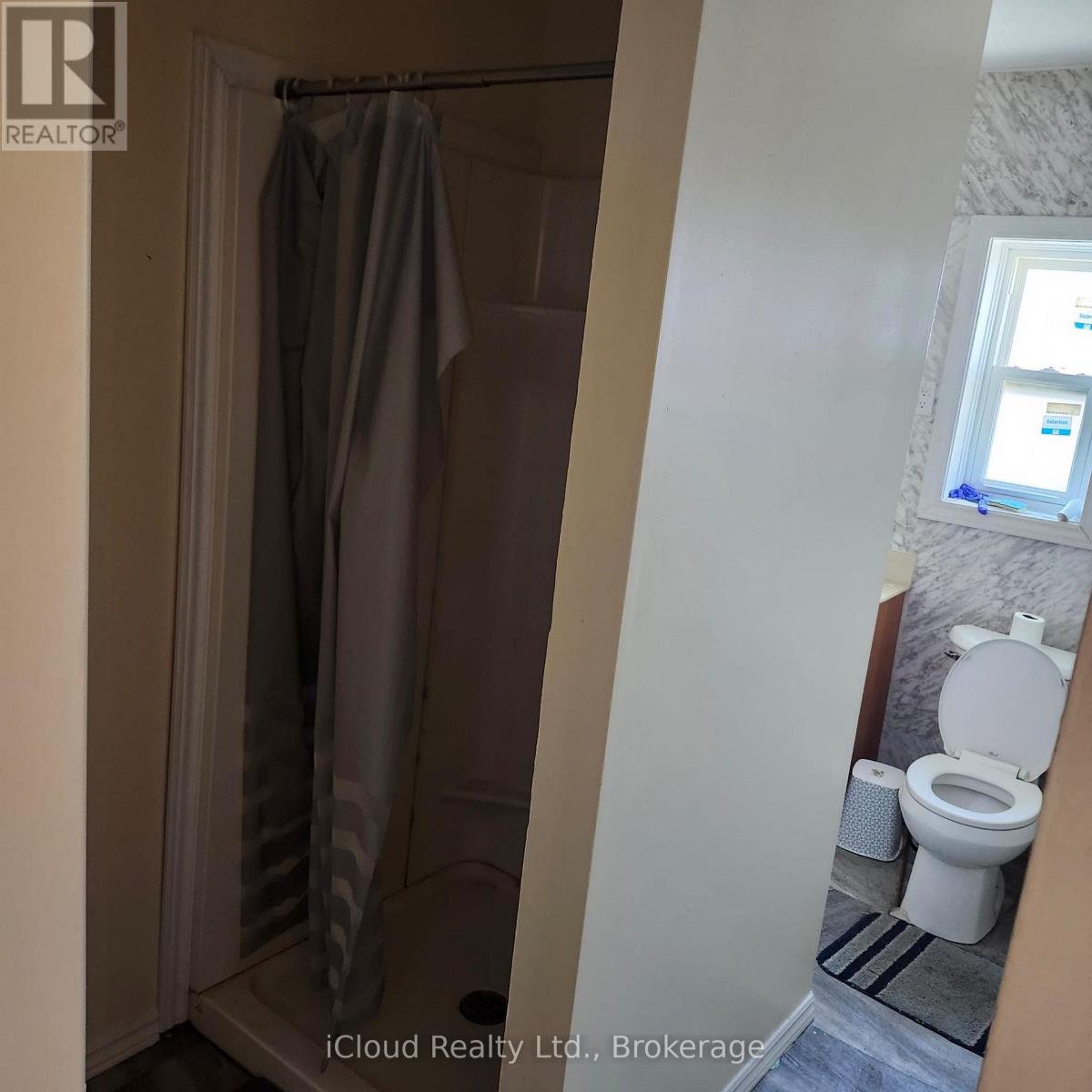 19 Bridge Street W Property Photo 5