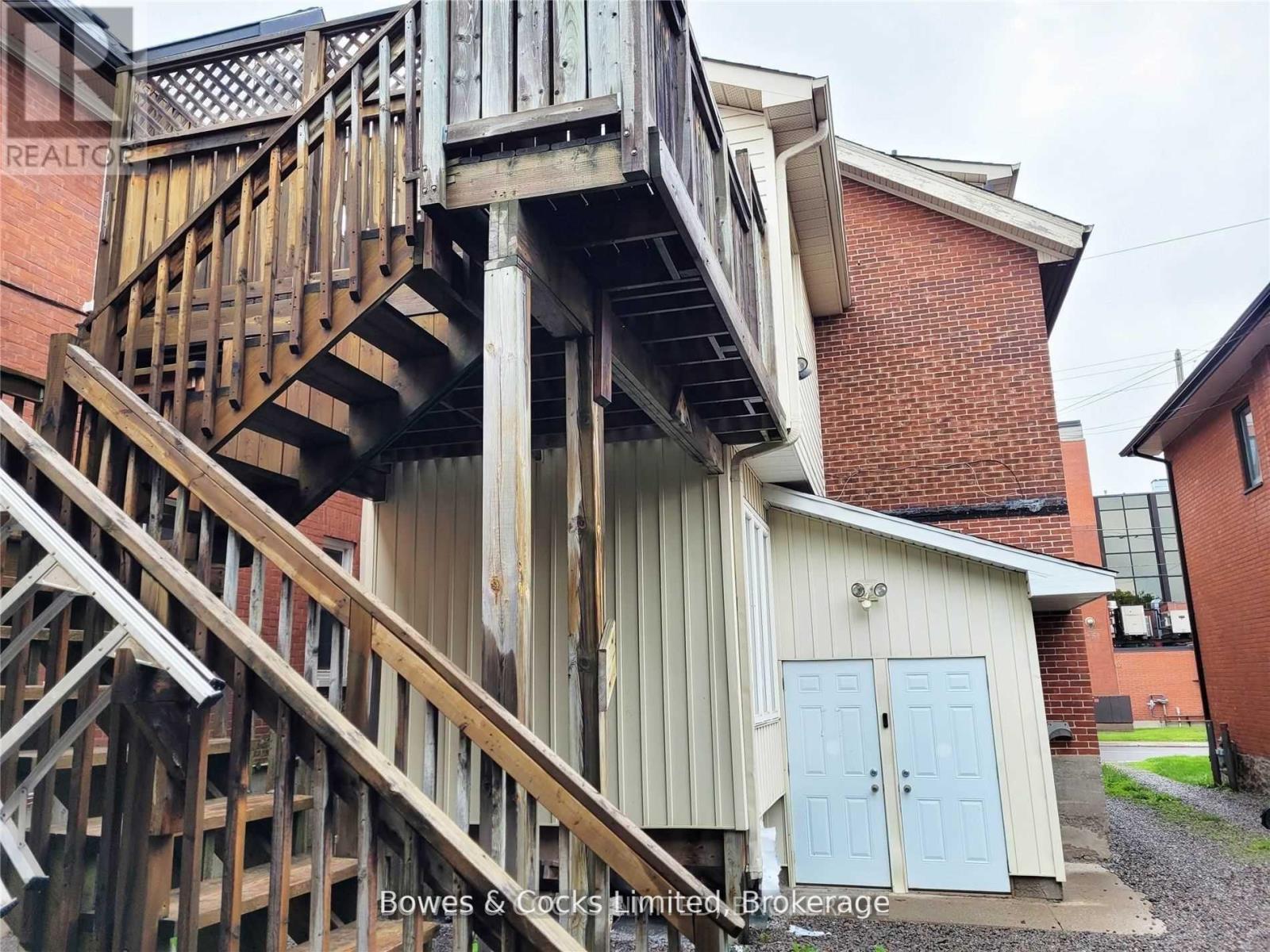 317 Reid Street Property Photo 5