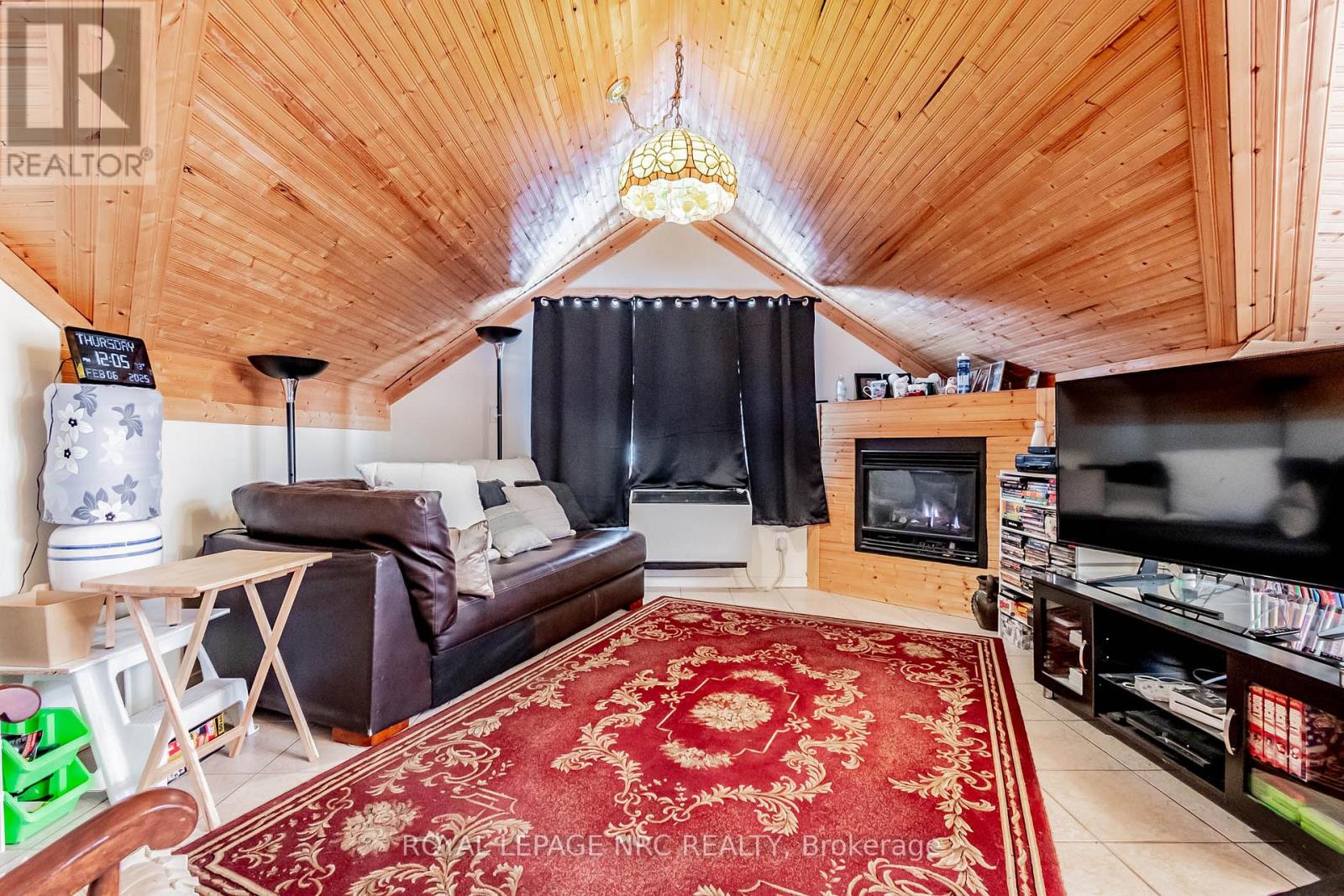 6490 Thorold Stone Road Property Photo 15