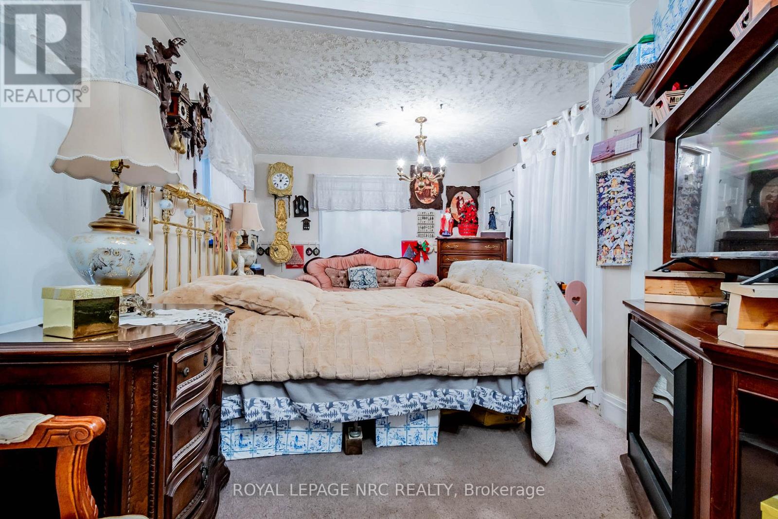 6490 Thorold Stone Road Property Photo 26