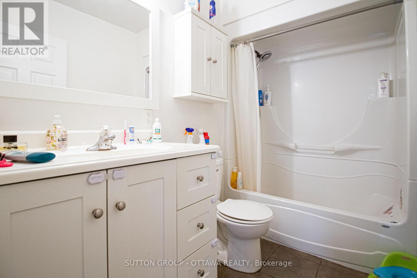 309 Cyr Avenue Property Photo 11