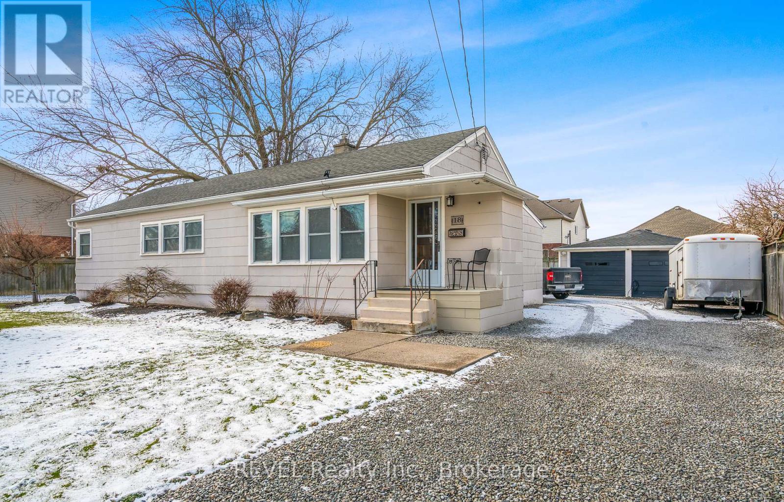 18 A,b,c,d Valley Road Property Photo 3