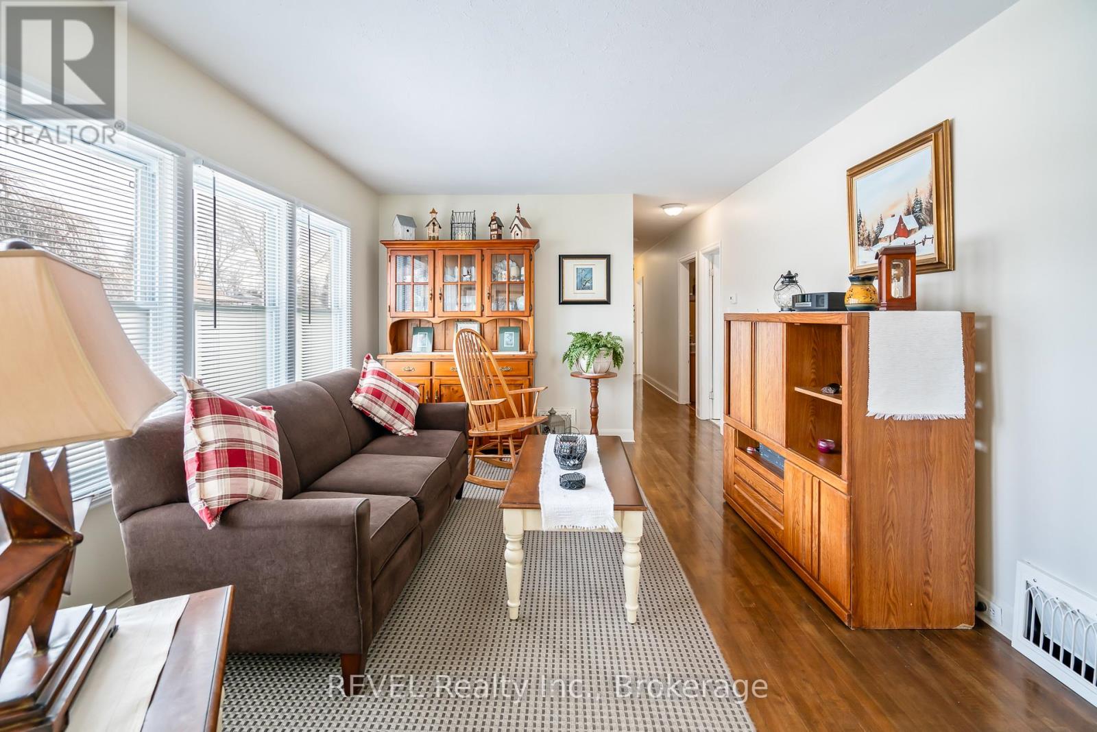 18 A,b,c,d Valley Road Property Photo 15