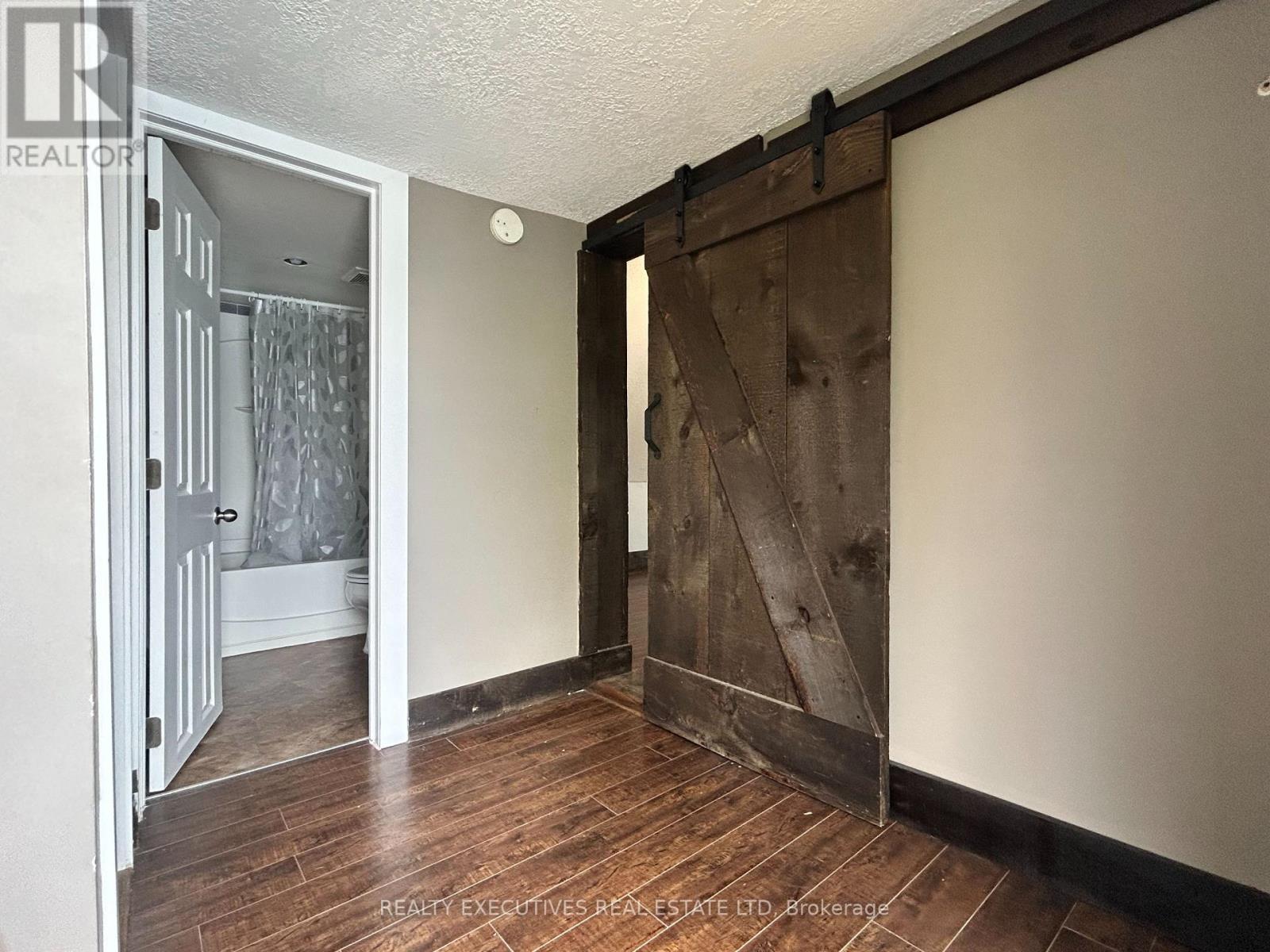 18 Mill Street Property Photo 17