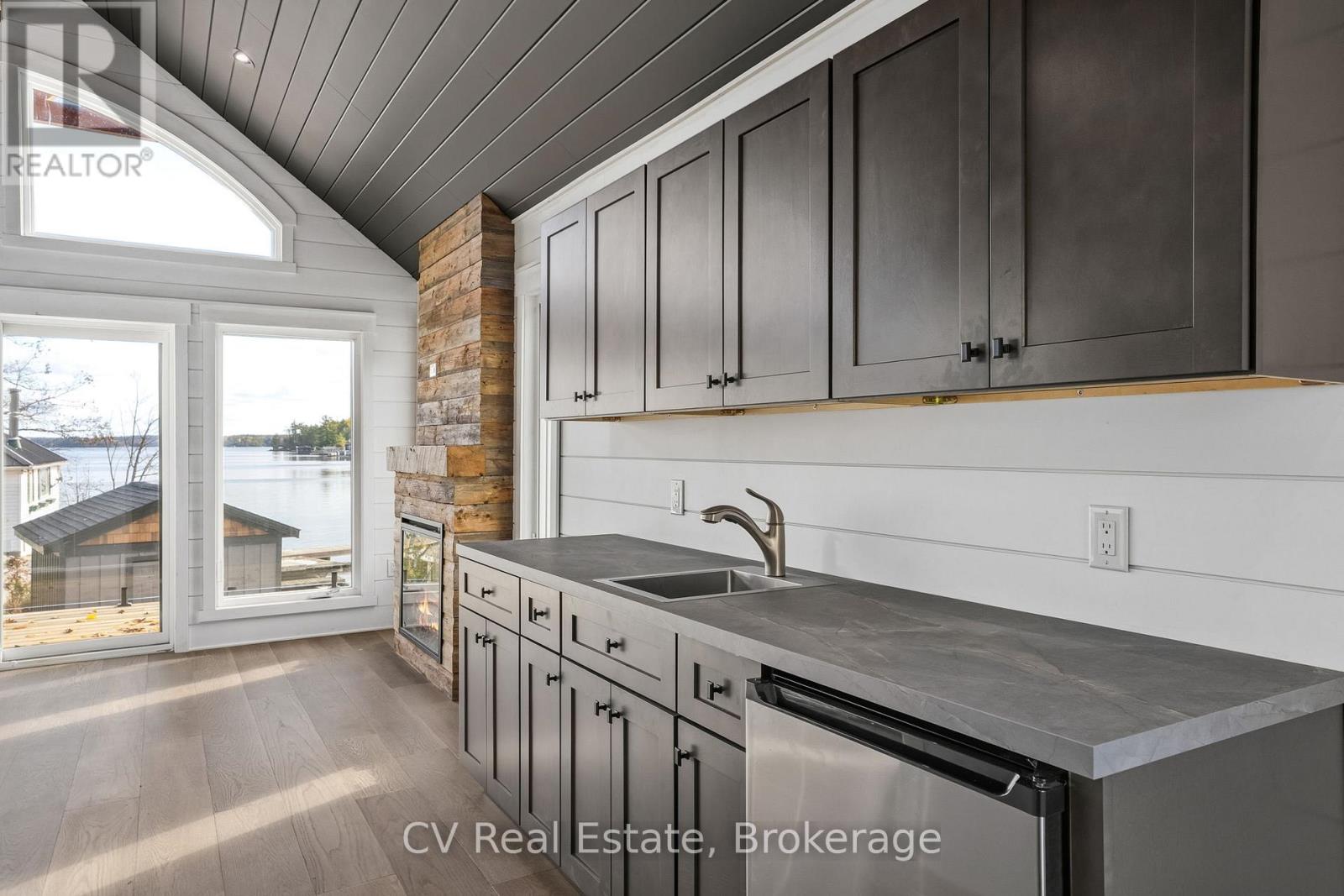1111 Lakeshore Drive Property Photo 28