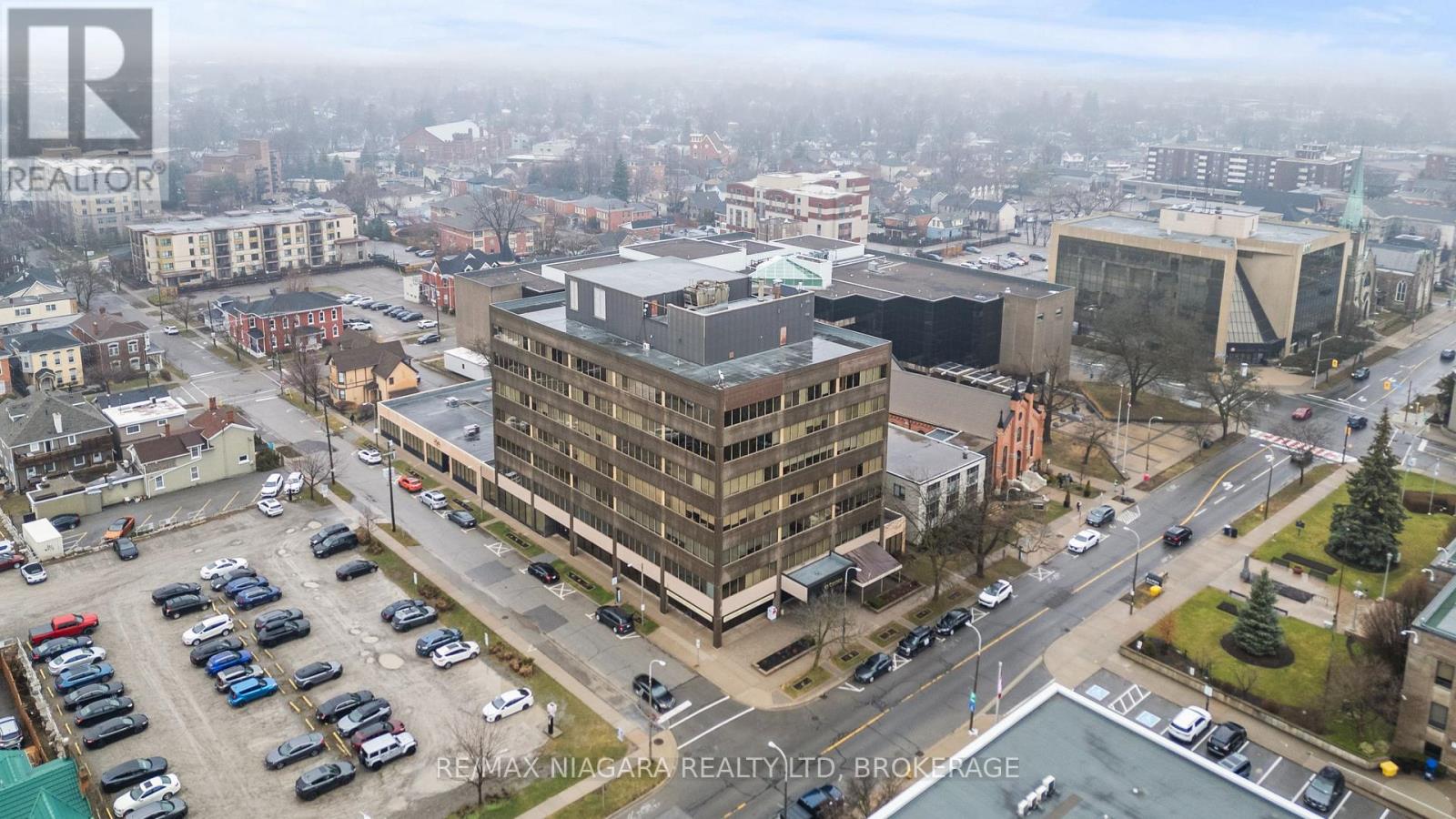 300 - 43 Church Street Property Photo 30