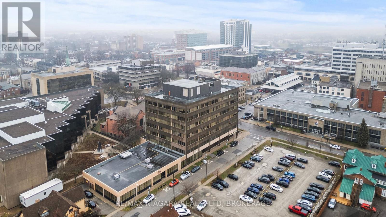 300 - 43 Church Street Property Photo 32